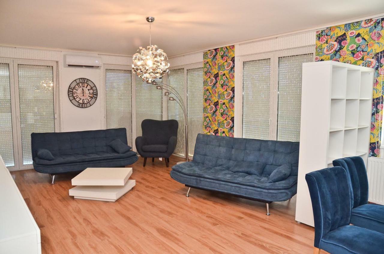 Diamond House Apartment Hajduszoboszlo Ngoại thất bức ảnh